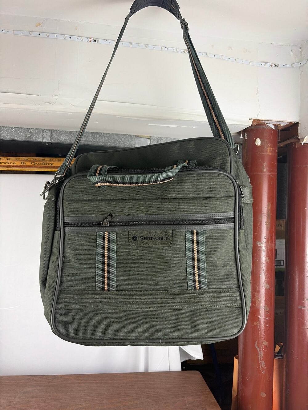 Vtg 1992 Samsonite Mystic Nylon Travel Bag Green Crossbody Messenger Carry On